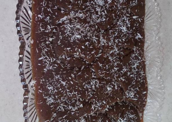 بازار فروش حلوا سیاه نارگیلی