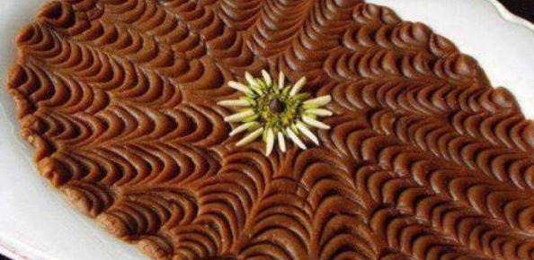 بازار فروش حلوا سیاه سرعین