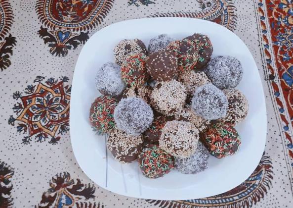 مشخصات حلوا سیاه نارگیلی