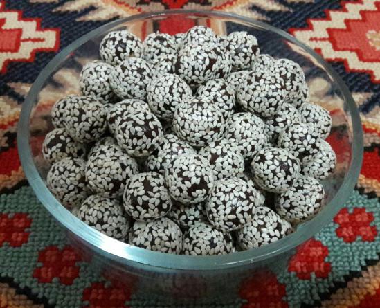 استعلام قیمت حلوا سیاه نارگیلی