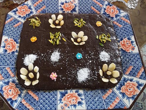 خرید انواع حلوا سیاه سنتی